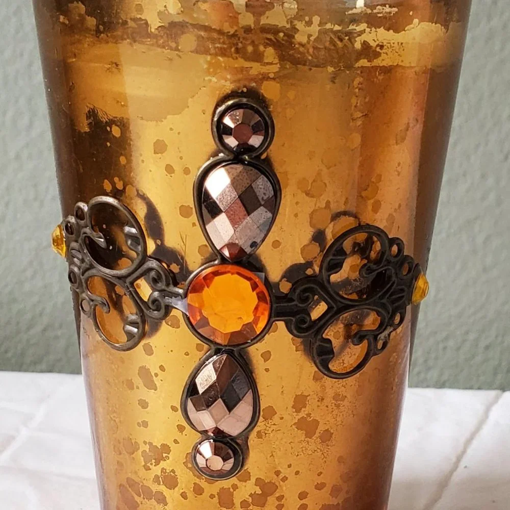 Gold Cross Charms Candle